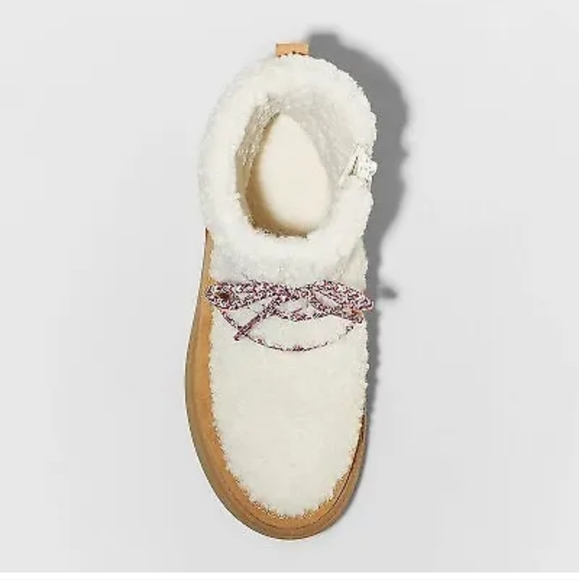 Cat & Jack Girls' Arya Zipper Winter Shearling Style Boots - Picture 2 of 3